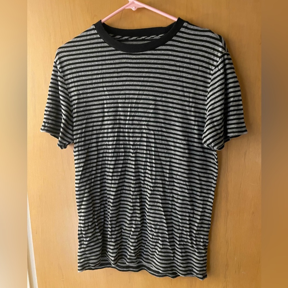 Ladies striped guess tshirt